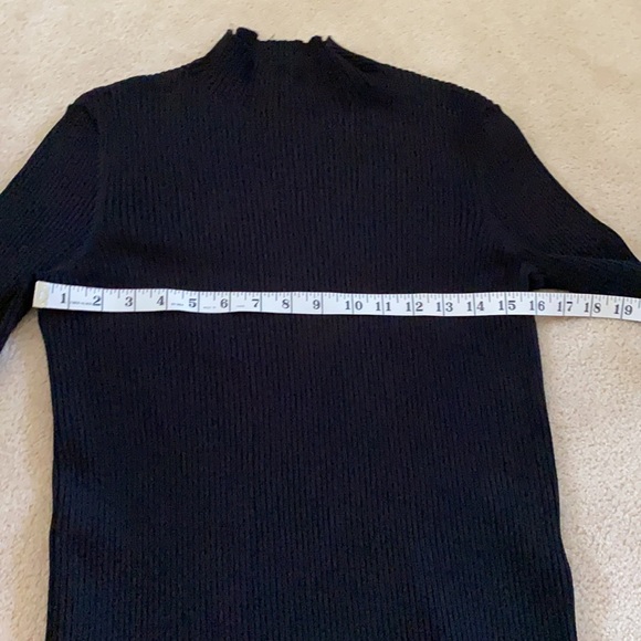 Zara Long Sleeve Sweater - Picture 7 of 8
